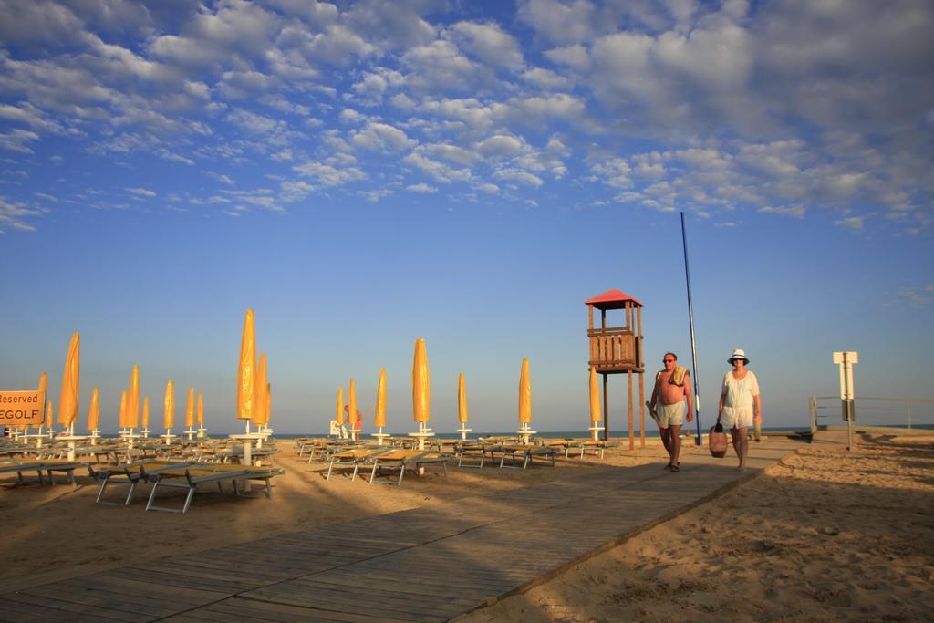 Hotel Maregolf Caorle Eksteriør billede