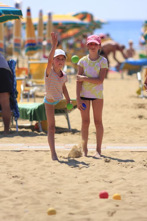 Hotel Maregolf Caorle Eksteriør billede